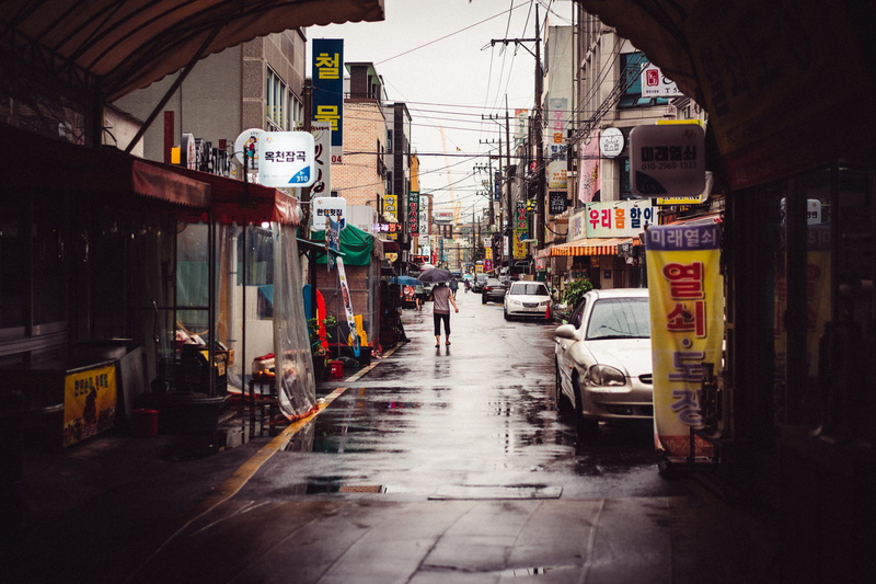 downtown District, urban, urban Scene, rain, 5K, puddle, city, road, street, store, famous Place, alley, alleyway, architecture, building Exterior, wet