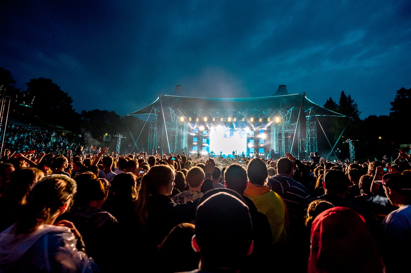 4K, night, popular music concert, spectator, stage - performance space, fun, germany, nightlife, large group of people, lighting equipment, group of people