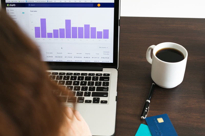 drink, connection, keyboard, Retail, Ecommerce, diagram, technology, working, business, computer monitor, analyzing, Black Friday Cyber Monday, adult, checking