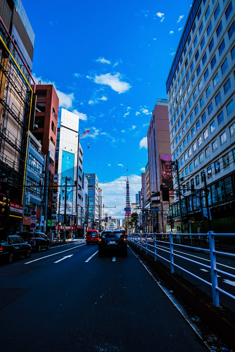 cloud - sky, land vehicle, day, outdoors, city, road, car, minato-ku, 5K, building exterior, financial district, modern, nature, no people, skyscraper