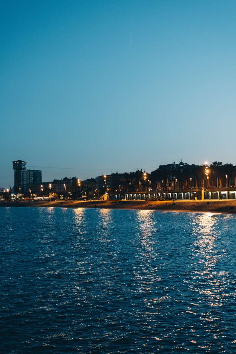 cielo, spain, città, night, illuminated, tramonto, architecture, sky, built structure, clear sky, reflection, outdoors, travel, waterfront, sunset, barcelona