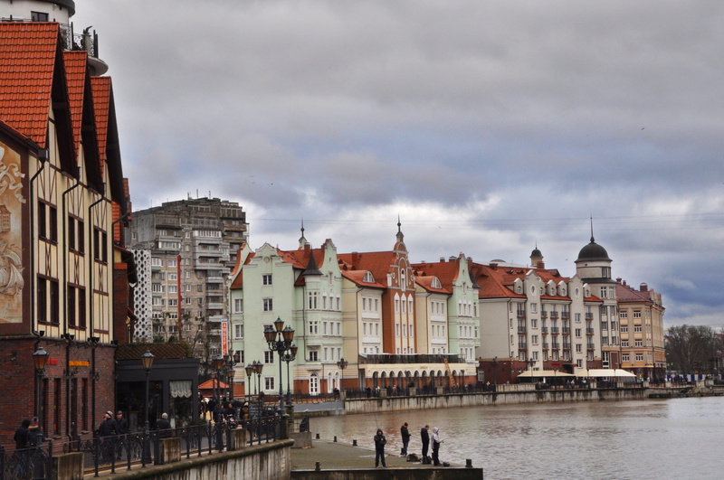 sky, residential district, cityscape, day, waterfront, incidental people, city, building, travel destinations, nature, kaliningrad, building exterior, cloud - sky