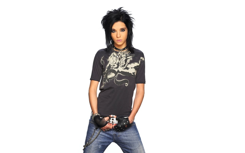 confidence, 720P, looking at camera, Tokio Hotel, casual clothing, black hair, white background, beauty, lifestyles, jeans, fashion, portrait, hair, front view