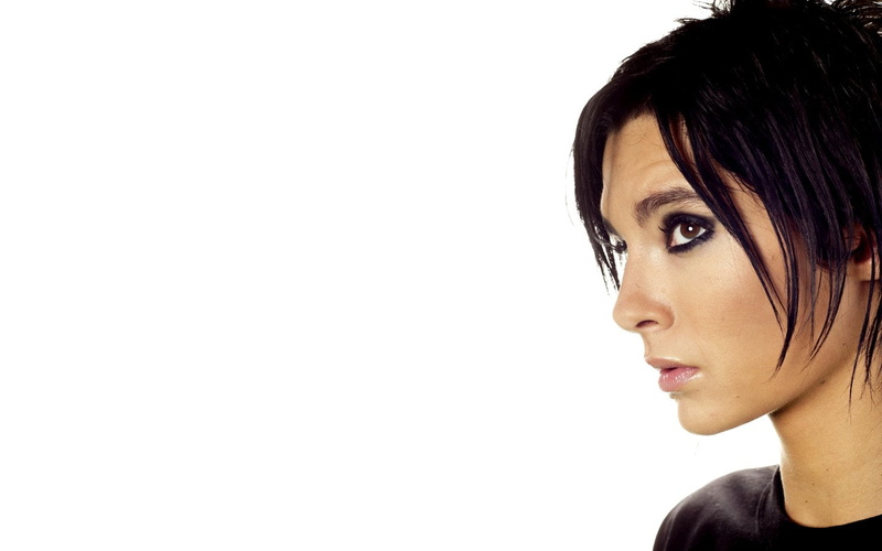 white background, Tokio Hotel, beautiful woman, women, young women, looking away, contemplation, looking, hairstyle, copy space, Band (Music), one person