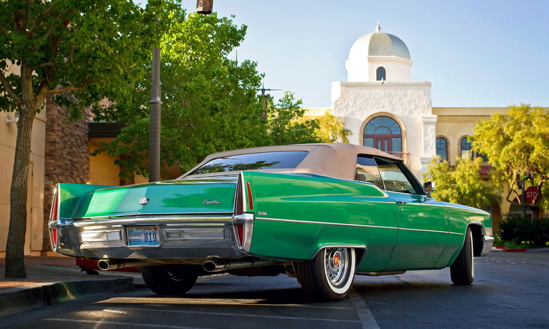 collectors Car, day, 1080P, architecture, travel, history, american Culture, 1970, obsolete, built structure, old-fashioned, outdoors, antique, de ville
