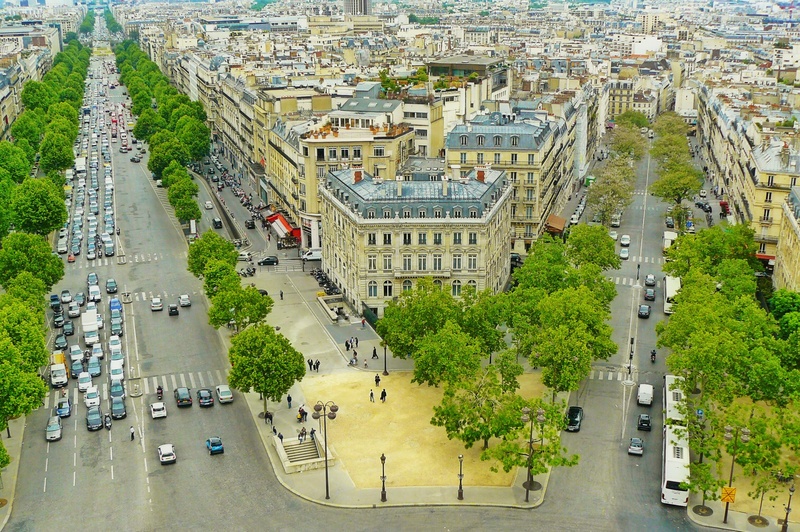 2K, building exterior, street view, architecture, homes, high angle view, trees, built structure, overview, land vehicle, tree, street, road transport