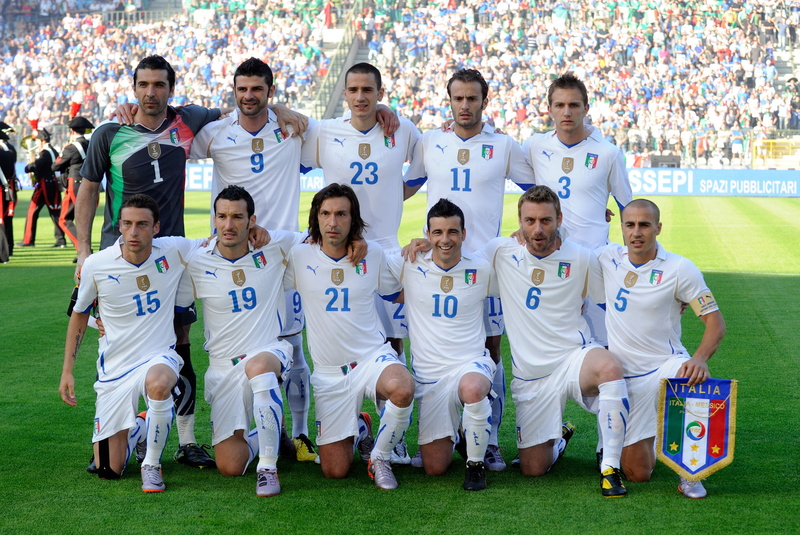 sport, playing Field, sports Uniform, adult, sports Venue, group Of People, stadium, teamwork, outdoors, crowd, 2K, serie a, grass, teenager, soccer team