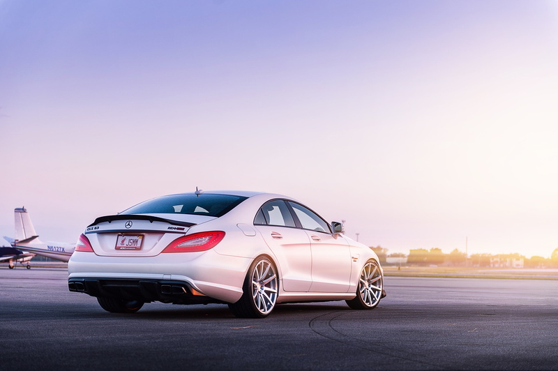 Blik, Mercedes Benz, mode of transportation, the plane, rear, 4K, benz, RENNtech, on the move, CLS 63, land vehicle, transportation, mercedes, white, Mercedes-Benz