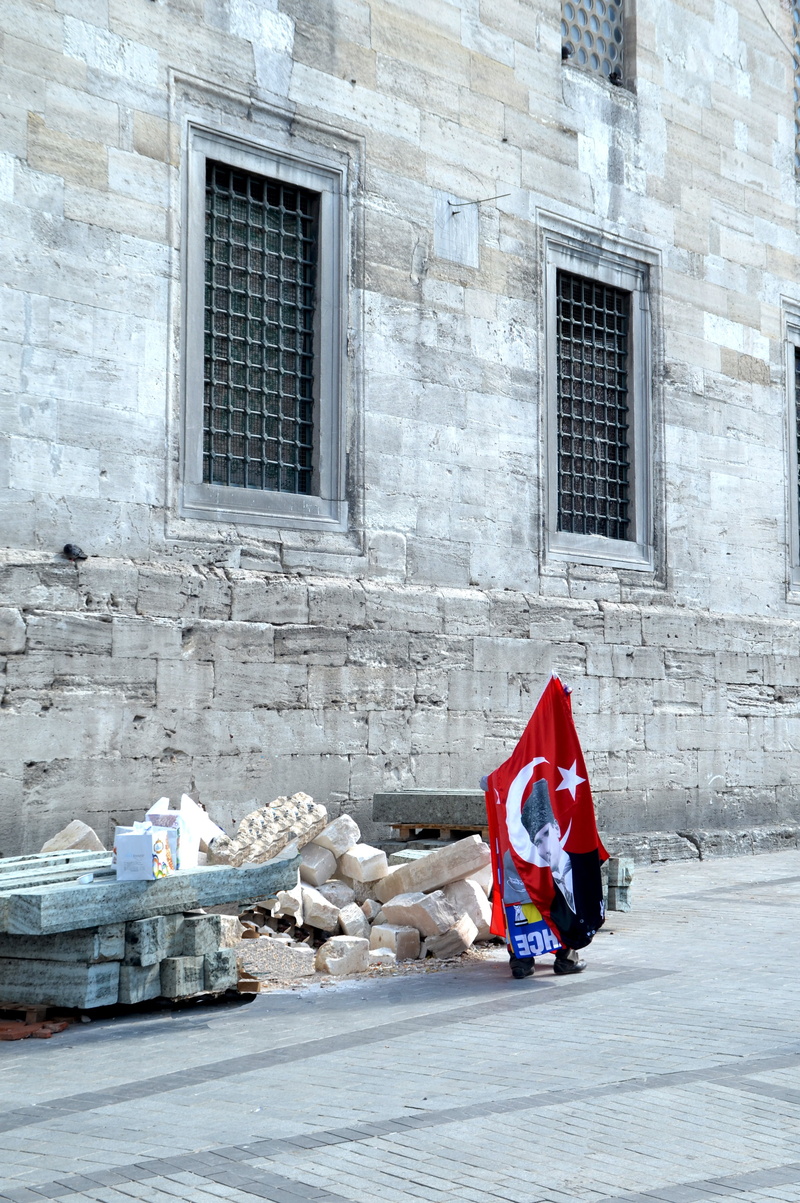 flag, rear view, outdoors, social issues, day, 4K, ataturk, window, traditional clothing, istanbul, lifestyles, building exterior, real people, red, city