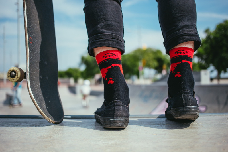 skateboarder, vitality, energy, strength, urban, skateboarding, extreme, active, caucasian, 20-25 year old, style, Athletic, air, toned, 2K, ramp, recreation