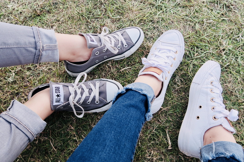 women, low section, jeans, converse, 1080P, two people, footwear, personal perspective, wear, day, casual clothing, grass, girl, teenager, feet, allstar