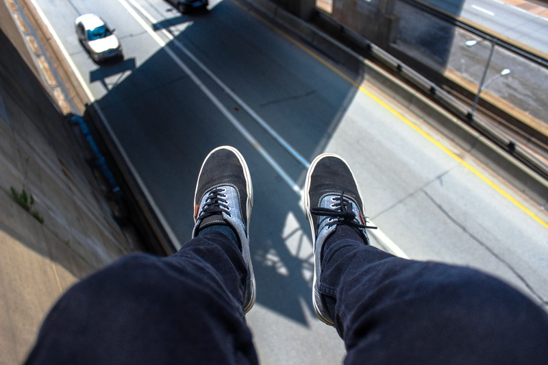 5K, blue, man, shoes, feet, legs, day, top, transportation, city, pants, lace, body part, car, one person, limb, casual clothing, wearing, high angle view