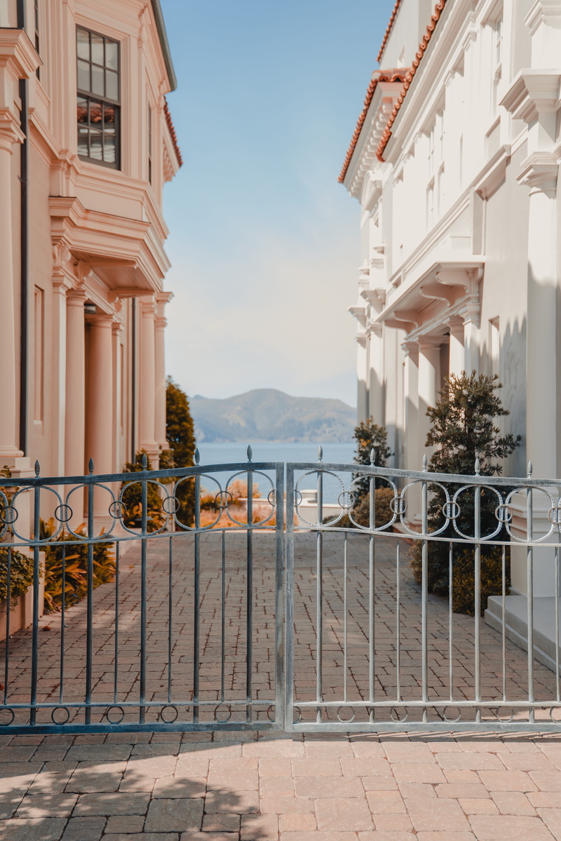 closed, day, railing, building exterior, view, steel, travel destinations, wealthy, green, ocean, rich, landscape, sky, grey, column, sunlight, water, 8K