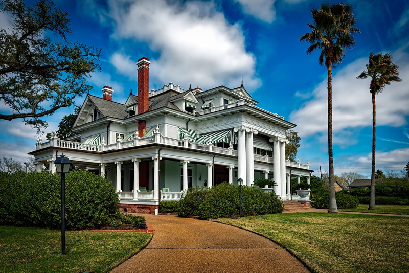 building exterior, grass, government, clouds, nature, scenic, travel, architecture, blue, landscape, mansion, plant, temple, estate, outdoors, white, lawn