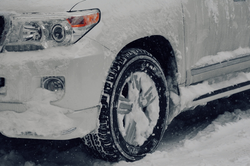 spoke, vehicle, tire, bumper, blizzard, ice, travel, automobile, cold temperature, offroad, alloy wheel, car, transportation, close-up, wheel, no people
