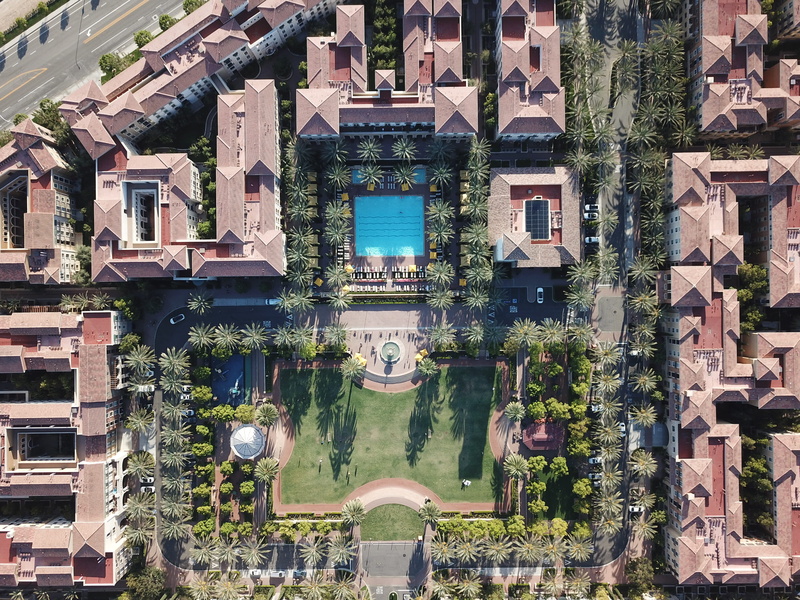 green color, full frame, water, sight, brown, roofs, street, town, outdoors, house, architecture, daylight, birds eye view, swimming pool, building, landscapes