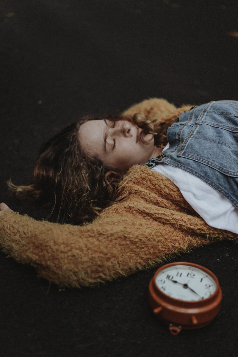 lifestyles, waking up, brunette, one Woman Only, alarm, one Person, female, alarmclock, tired, resting, people, 5K, females, cheerful, girls, dungaree