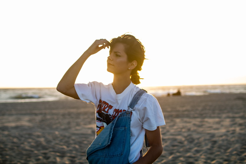 water, sea, nature, t-shirt, forehead, head, casual clothing, hand, earing, thinking, portrait, leisure activity, standing, arms raised, outdoors, vacations
