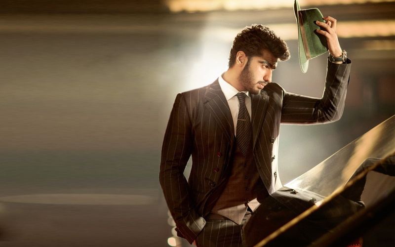 brown hair, one person, musician, arts culture and entertainment, photography themes, wireless technology, young adult, music, 1080P, well-dressed, communication