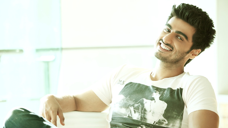 t, graphic, HD, white, portrait, 4K, Bollywood, shirt, wearing, 5K, Indian actor, man, Arjun Kapoor, 5K