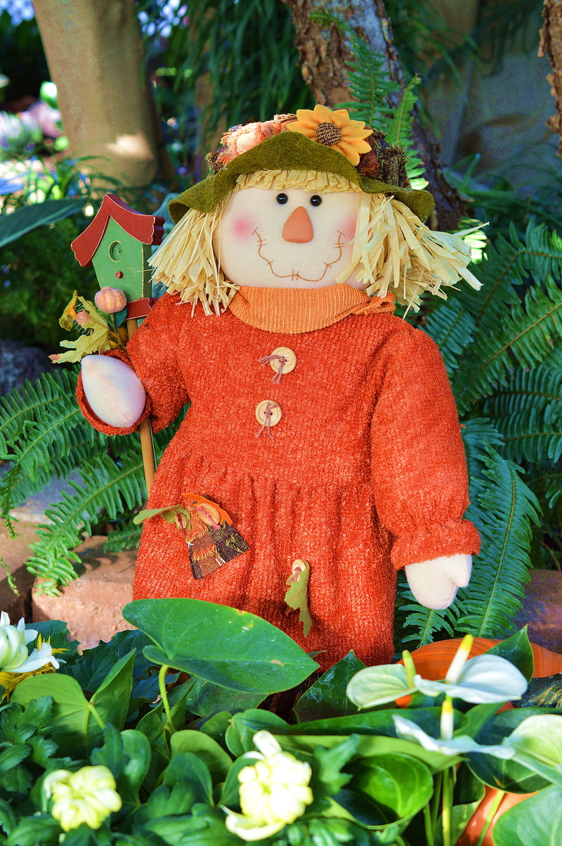 art and craft, tree, craft, hat, leaf, harvest, christmas, creativity, october, doll, christmas ornament, holiday, female likeness, christmas decoration