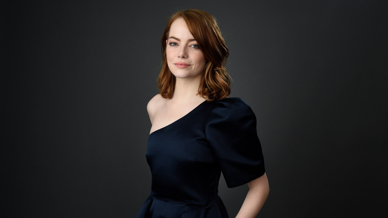 looking at camera, portrait, young adult, beautiful woman, fashion, women, beauty, hair, studio shot, confidence, indoors, contemplation, black background