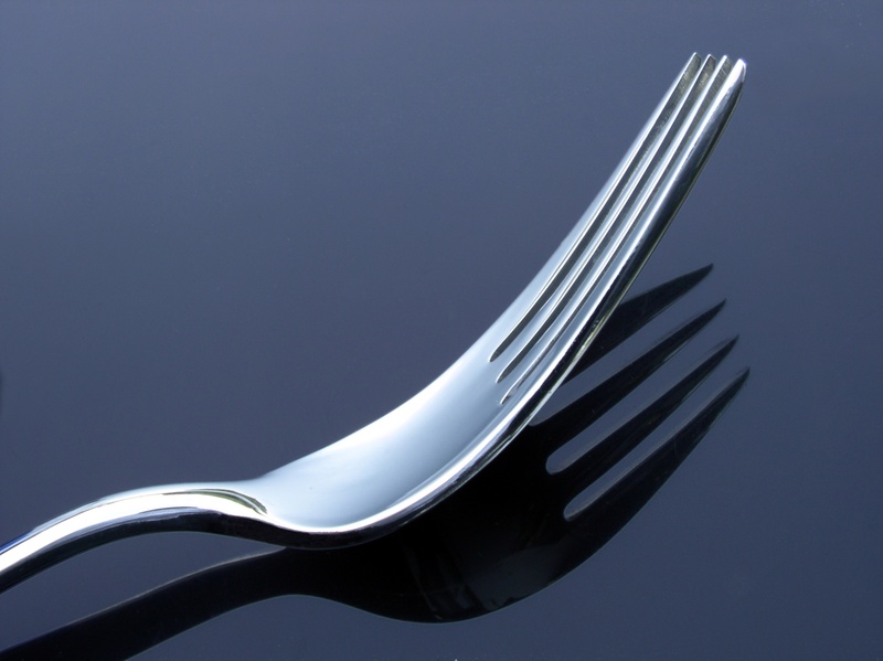 cutlery, gray, plate, gastronomy, cook, stainless Steel, blue background, eating utensil, 1080P, dinner, metal fork, kitchen Utensil, kitchen, dine, single object