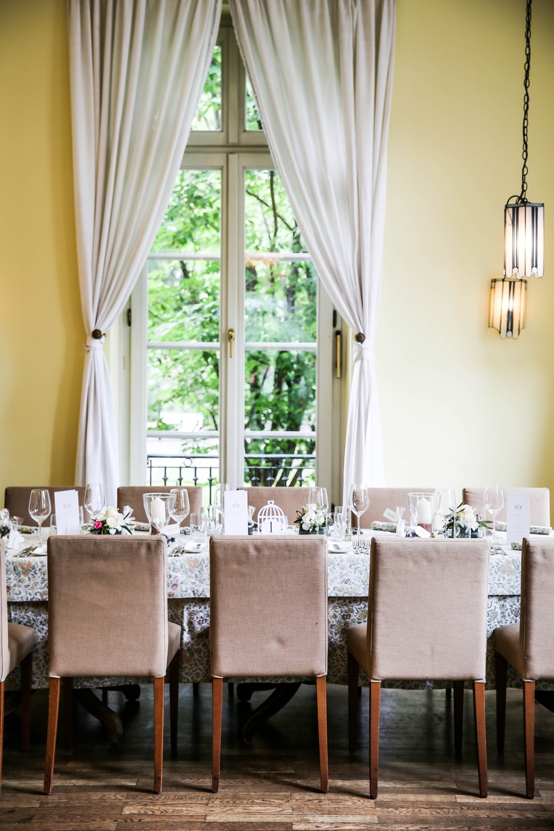 no People, modern, window, absence, chair, lighting equipment, wedding, white, wealth, furniture, luxury, home interior, table, arrangement, decor, seat