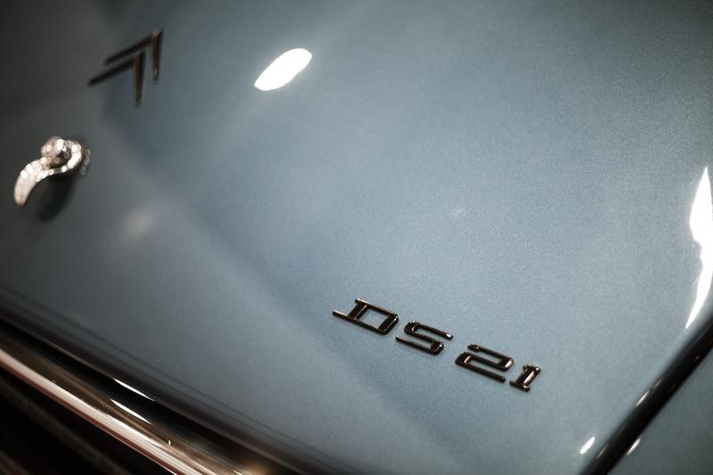 text, tire, car, table, no people, close-up, interieur, trademark, radiator, vehicle interior, rarity, ds, motor, emblem, 5K, luxury, one of a kind, wheel
