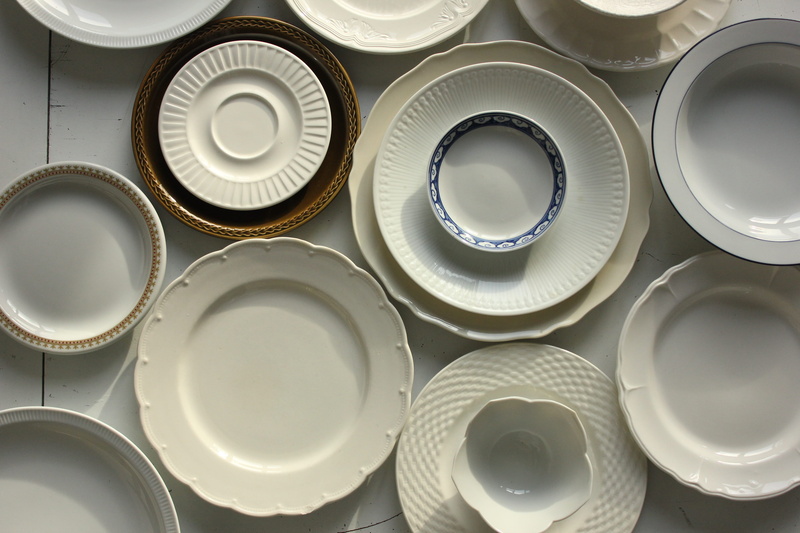 saucer, coffee cup, bowl, large group of objects, plates, circle, flatlay, plate rack, ceramic, dish, room, pattern, dinnerware, close-up, art, platter