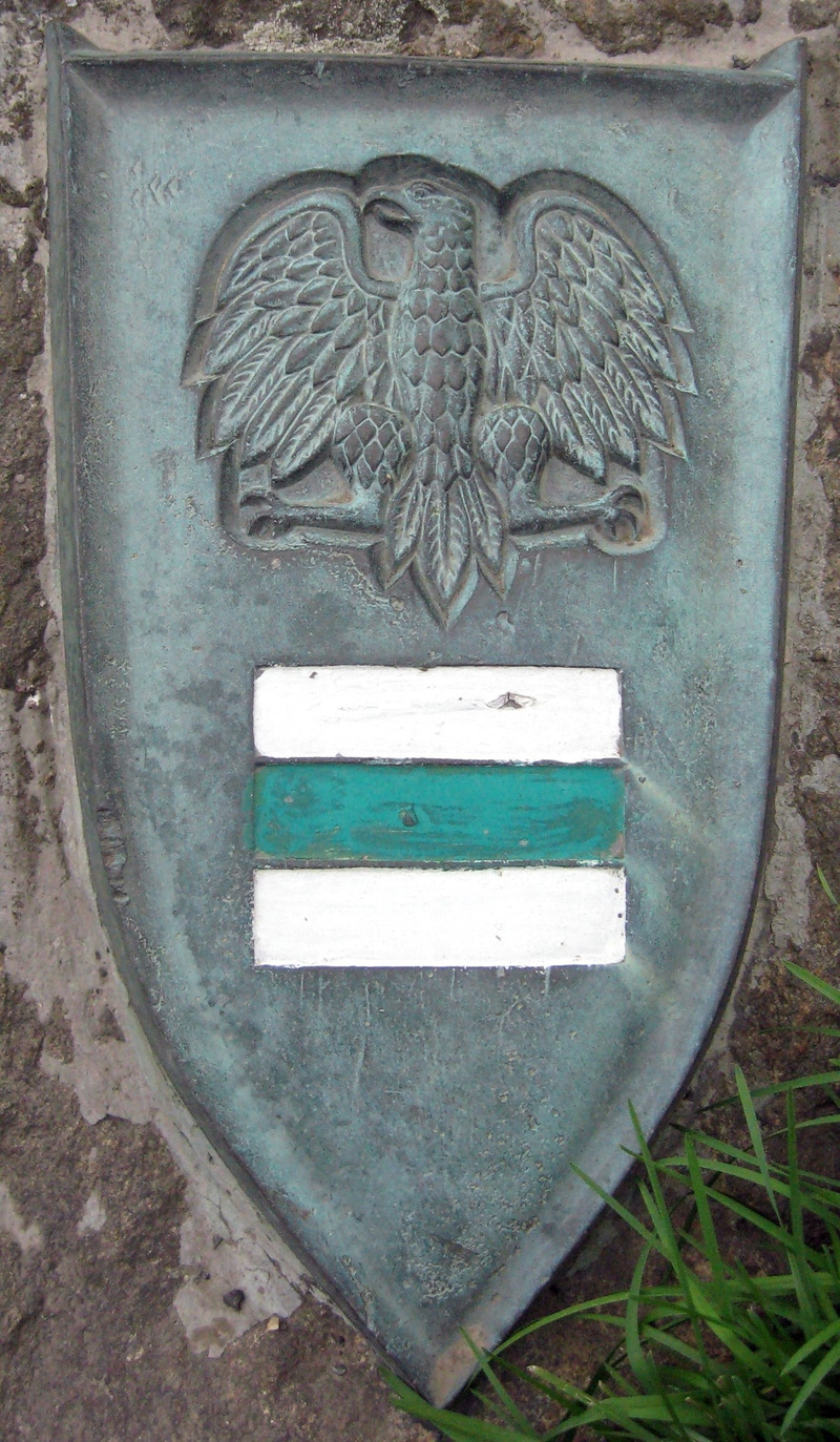 shield, mural, carving, craft, representation, trail, pattern, symbol, animal, bas relief, 1080P, dolnośląski, mail slot, eagle, art and craft, sign, metal