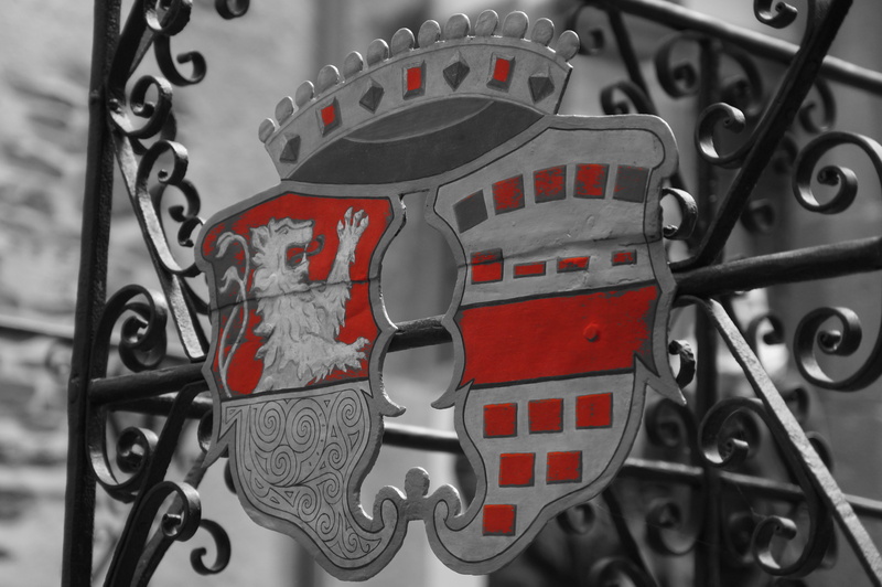 text, connection, noble, places of interest, day, historically, pattern, close-up, focus on foreground, 4K, knights castle, indoors, castle, history, western script