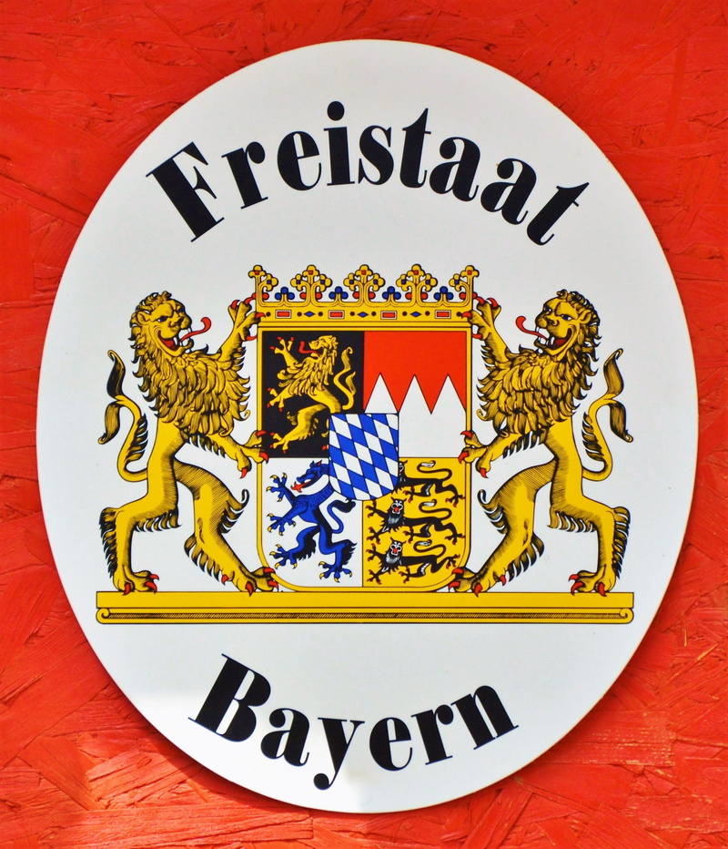 multi colored, 2K, astrology sign, gold colored, information, Coat Of Arms, capital letter, crown, Shield, the federal state of bavaria, art and craft