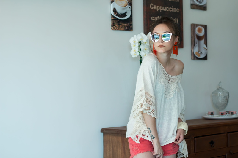 model, glasses, 5K, home interior, front view, lifestyles, indoors, three quarter length, wooden, girl, young women, shop, sideboard, young adult, real people