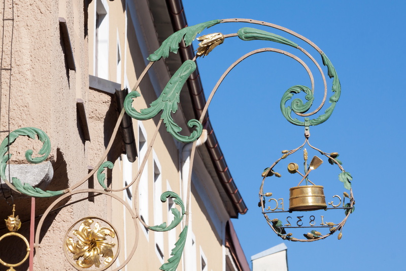 advertising, advertising sign, clear sky, metal, built structure, sunlight, city, blacksmithing, green, germany, decoration, architecture, brewing guild