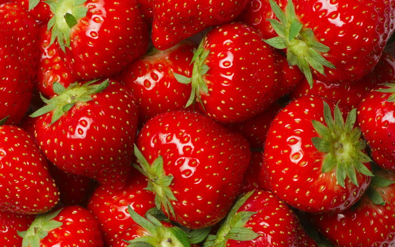 wellbeing, food and drink, ripe, strawberry, close-up, red, food, fruit, directly above, berry fruit, freshness, strawberry background hd, juicy, backgrounds