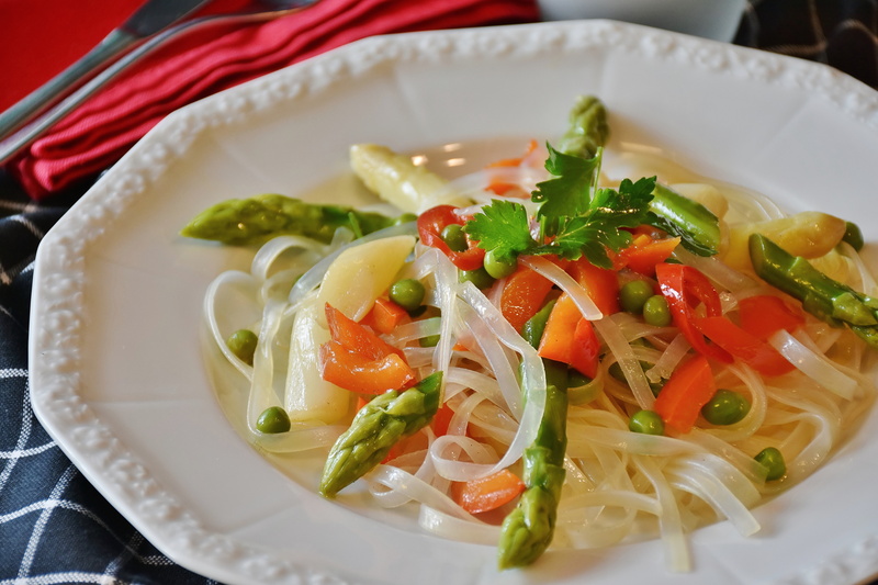 cook, peas, glass noodles, vinegar, ready-to-eat, vegetarian food, fruit, food, indulgence, spices, tasty, red, healthy eating, garnish, no people, 5K