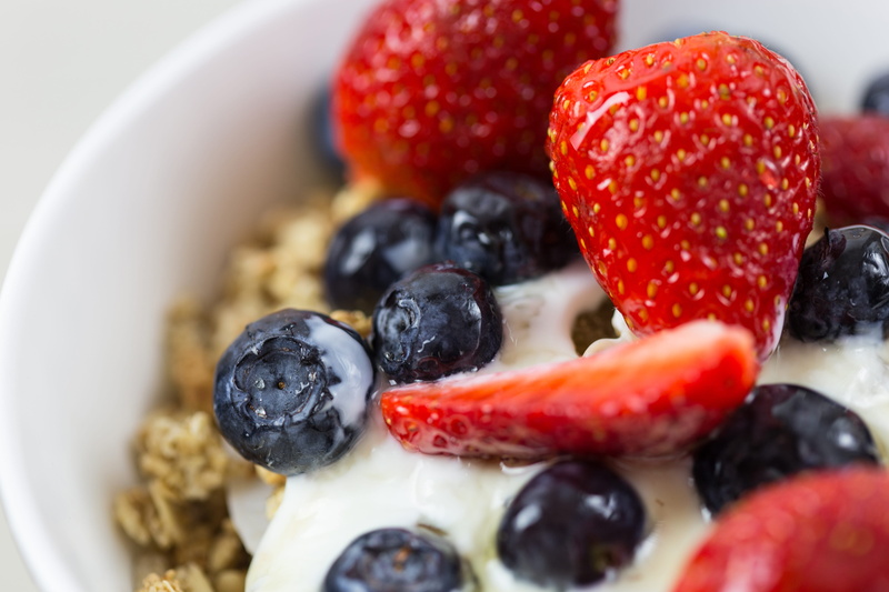 dessert, red, dieting, berry Fruit, fruit, healthy Eating, still life, snack, containing, freshness, bowl, choice, food And Drink, gourmet, cereal, blueberry