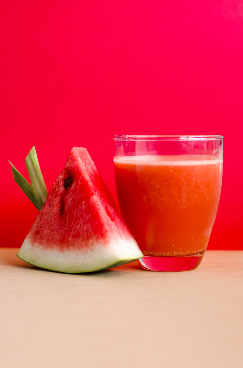 summer, cold, juicy, colored background, healthy eating, no people, fruit juice, healthy, sliced, studio shot, close-up, organic, indoors, beverage, diet