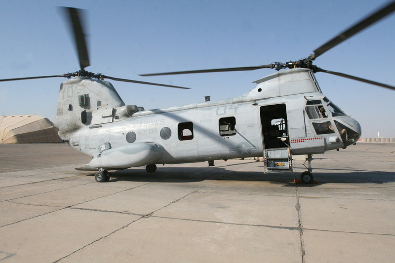 transportation, sky, day, blue, gray, outdoors, Boeing CH-47 Chinook, tandem, airplane, security, Military Helicopters, sunlight, stationary, mode of transportation