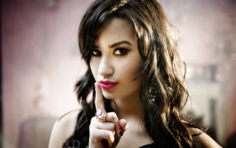 cute babe, look, demi lovato, blonde, celebrity, lovato, actress, demi, 2K