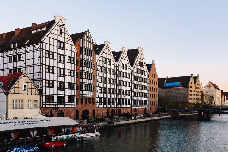 building Exterior, day, sky, tenement house, window, city, outdoors, residential district, Gdansk, travel destinations, apartment, old town, river, row house