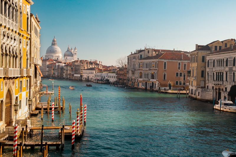 built structure, sea, canal, spirituality, venise, sky, architecture, venice, building, no people, tourism, travel destinations, wooden post, nature, building exterior