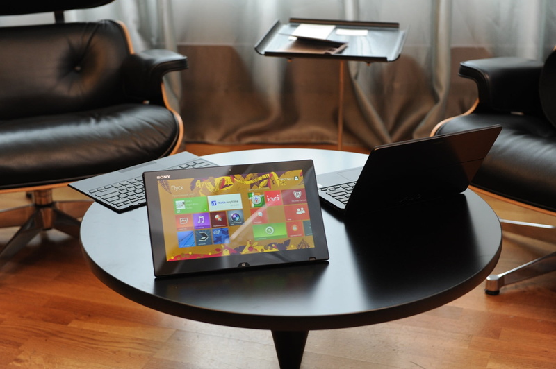 no People, new items, 720P, connection, wireless Technology, technology, windows, device screen, desk, portable information device, home interior, computer