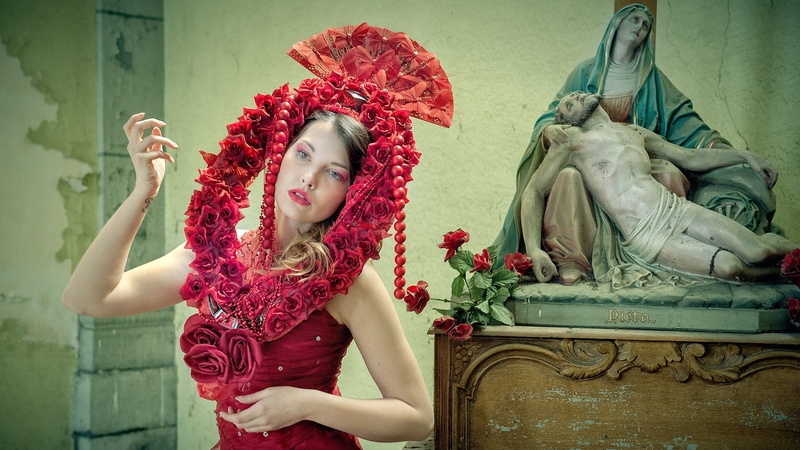 pose, clothing, women, contemplation, female, midsection, young, dress, flower, sculpture, makeup, beautiful woman, antique, death, 1080P, happiness, woman