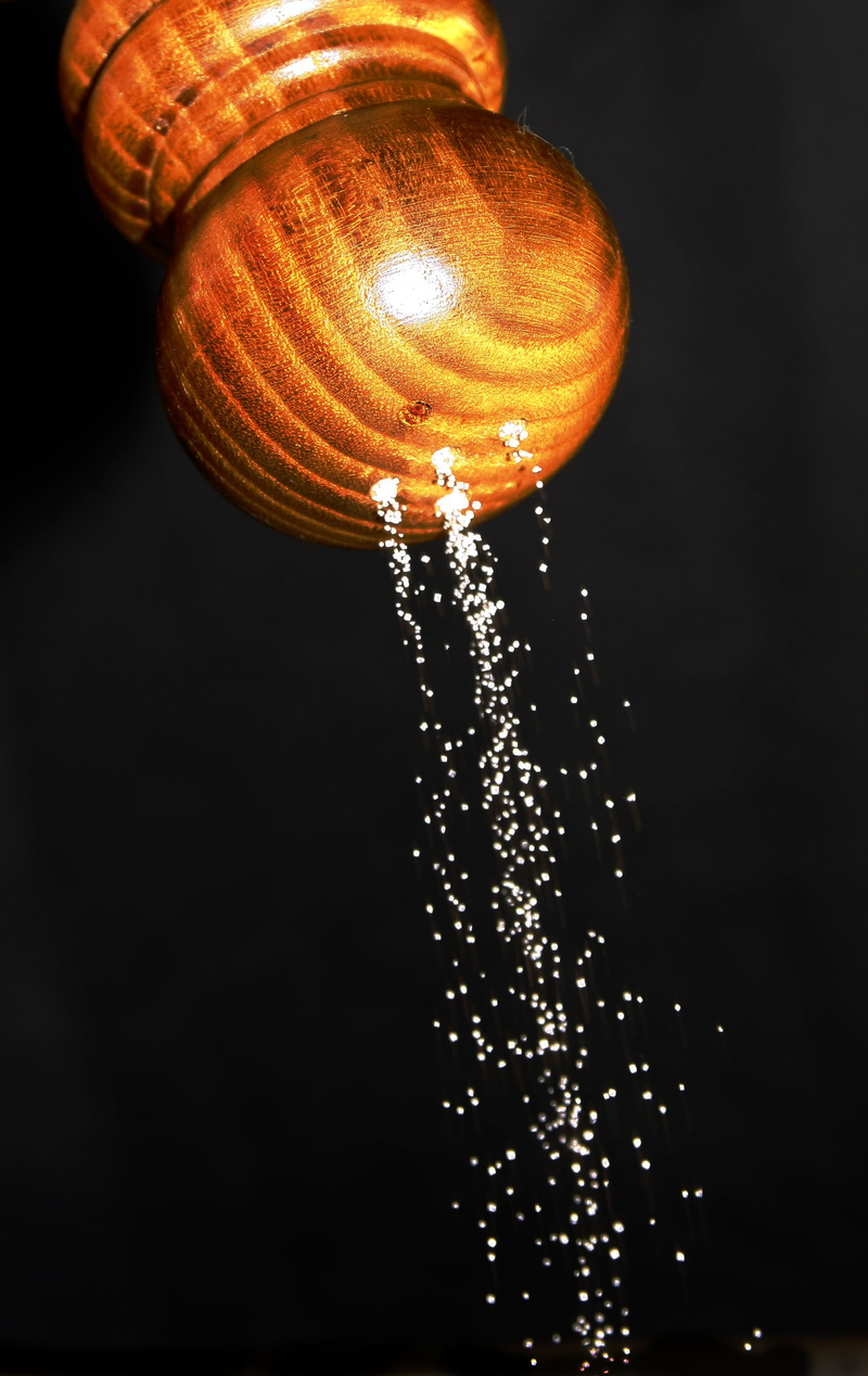 night, salt, motion, drop, 2K, eat, healthy, season, nature, single object, food, hanging, indoors, ceiling, black background, shaker, studio shot, crystal