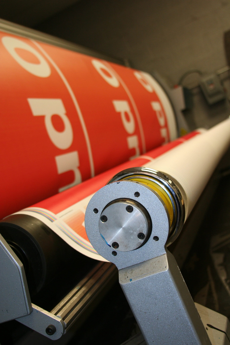 transportation, western script, large format printing, gray, control, tarpaulin, metal, technology, printing, close-up, printing graphics, communication