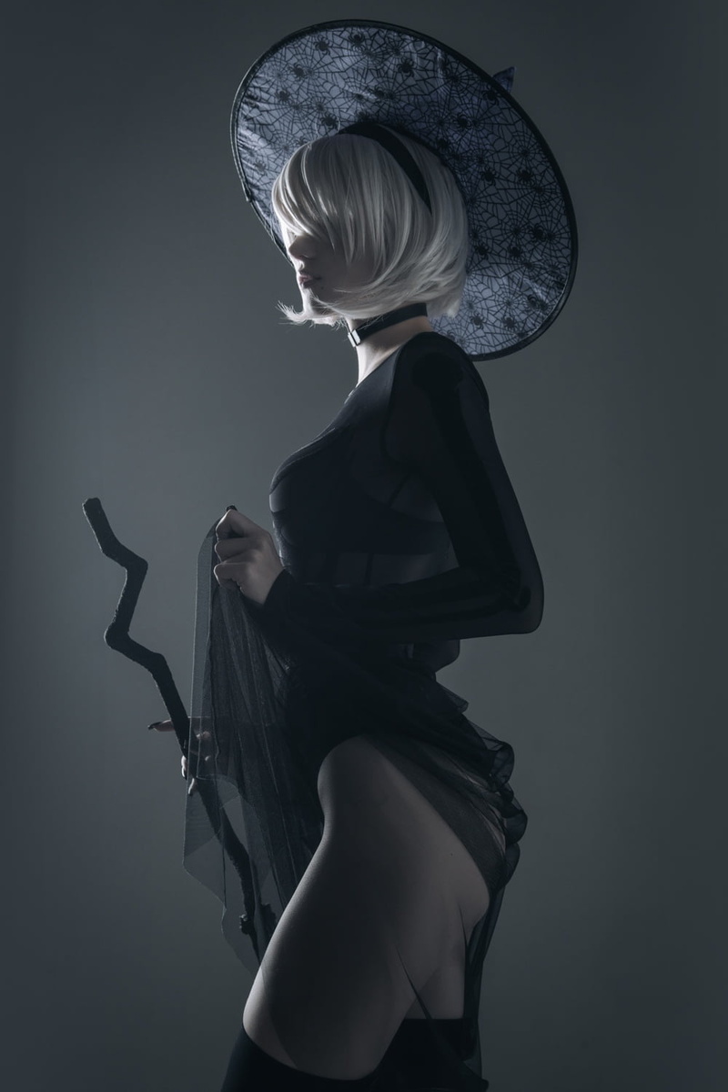 video game characters, women, short hair, Shirogane Sama, cosplay, 2B, women indoors, 720P, 2B (Nier: Automata), Halloween, people, indoors, white hair