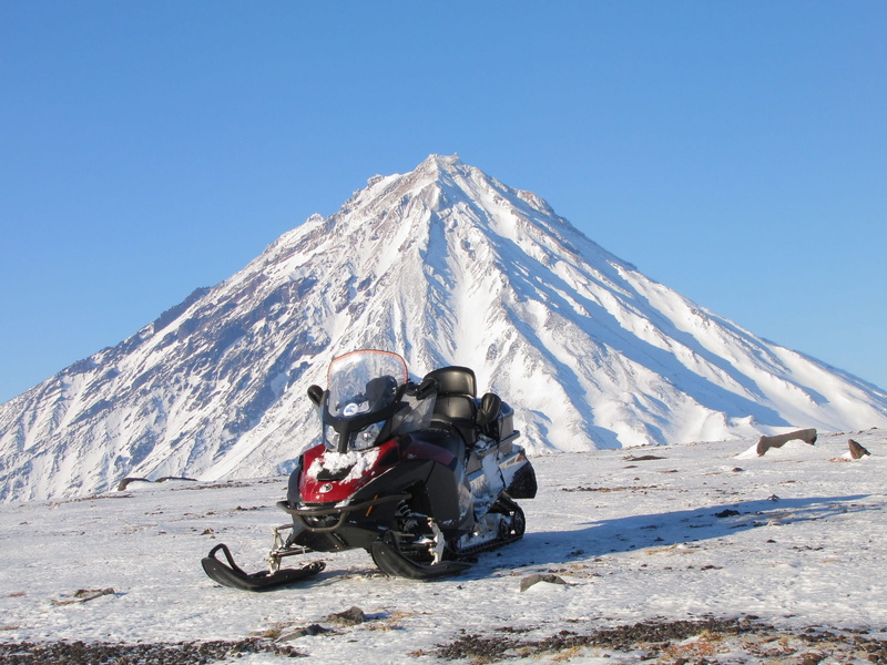 stones, snowcapped mountain, outdoors, travel, mountains, highlands, open space, motorcycle, snowmobile, day, volcano, sands, mountain range, 1080P, ravine