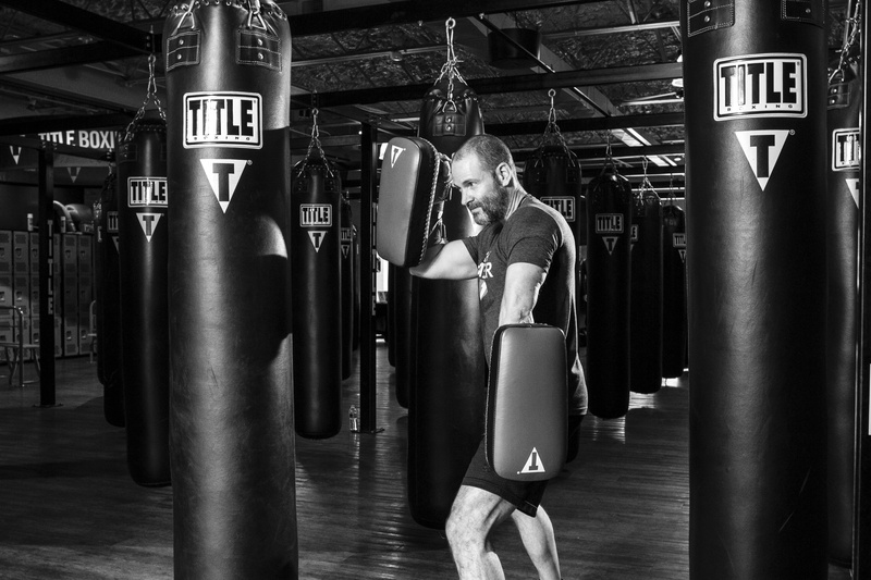 punching Bag, sports Glove, exercise, sports Training, casual clothing, lifestyles, fight, fitness, male, standing, 4K, women, facing, training, exercising